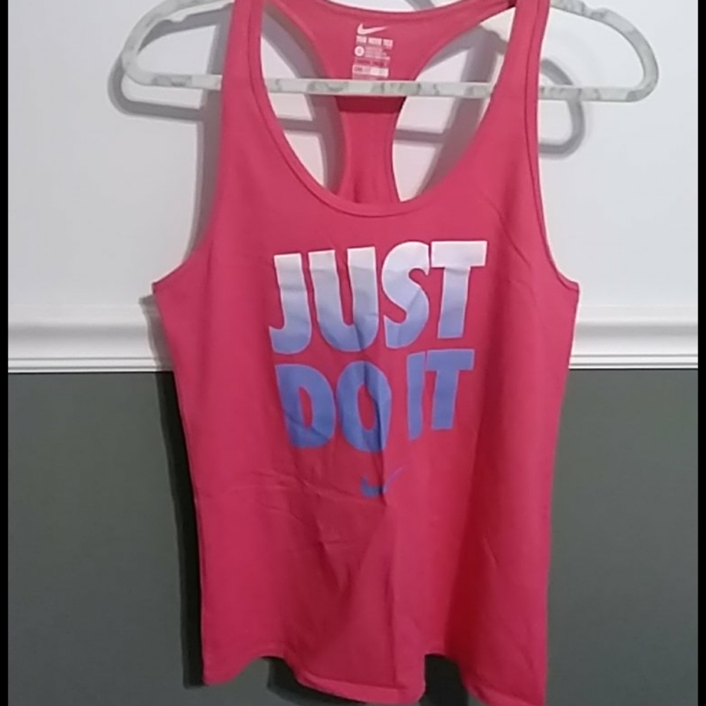 Nike tank